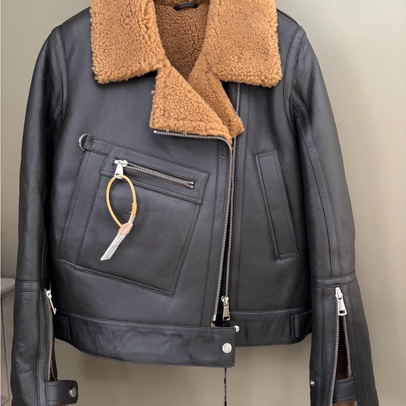 Women's Black Leather Jacket with Tan Shearling Collar - Picture 2 of 7